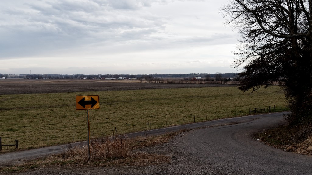 Roads right there, odd place for the sign though...
