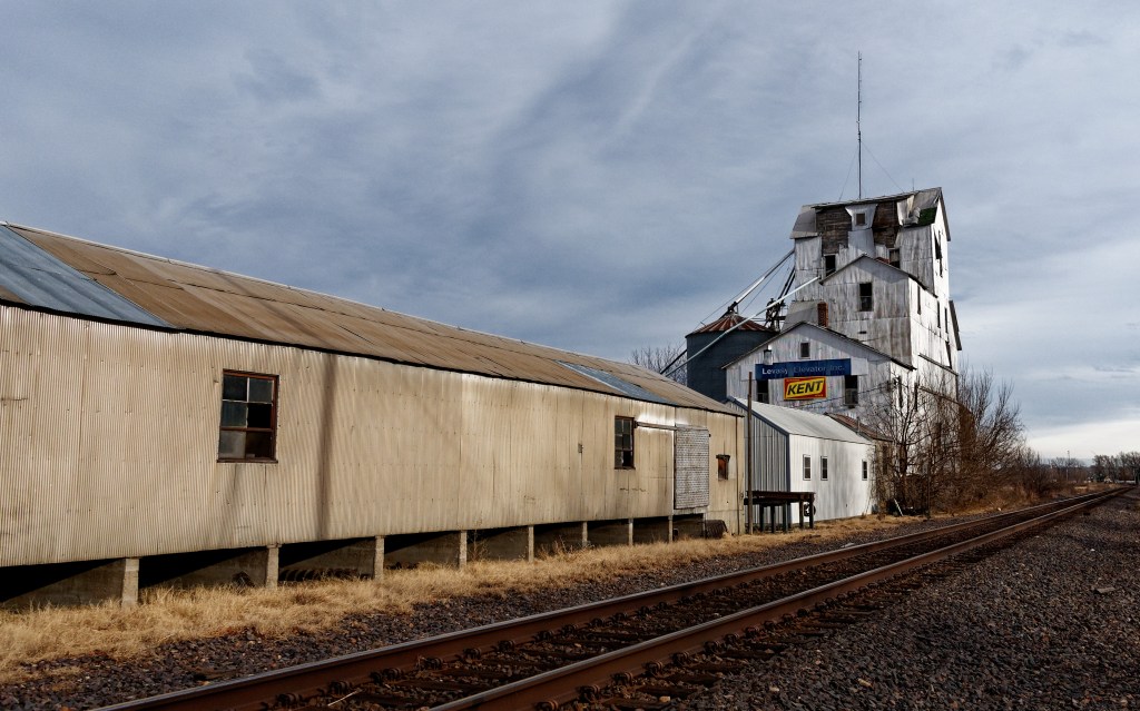 What nearly abandoned town could be complete without an equally nearly abandoned grain elevator along side the tracks?